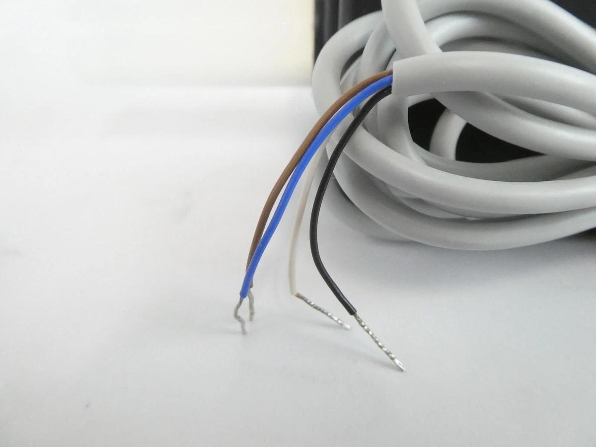 SMC PF2D540-19-1 Digital Flow Switch Reseller Lot of 3 New Surplus