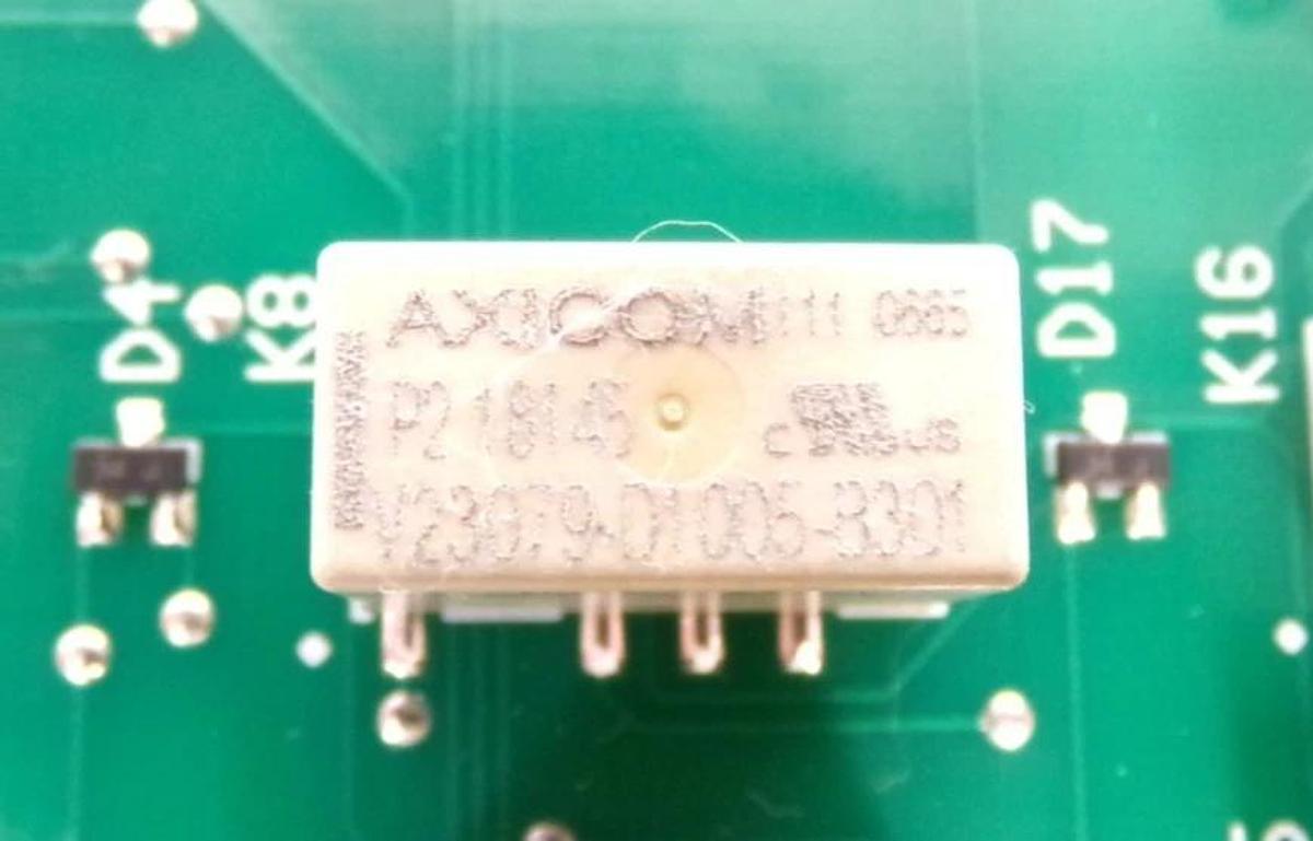 Used AMAT Applied Materials 0100-01223 Slit Valve Exclusive Interlock PCB Card Spare