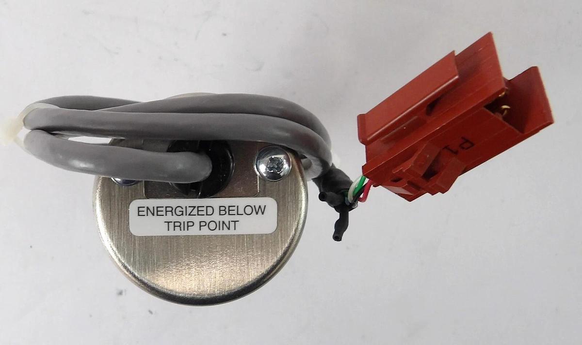 Used MKS Instruments 51B-30523 Baratron Pressure Switch Type 51B Lot of 3 New