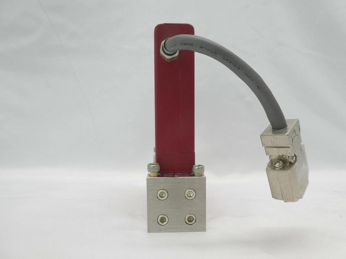 Used STEC SEC-7340BM Mass Flow Controller MFC SEC-7340 10 SLM O2 Working Spare