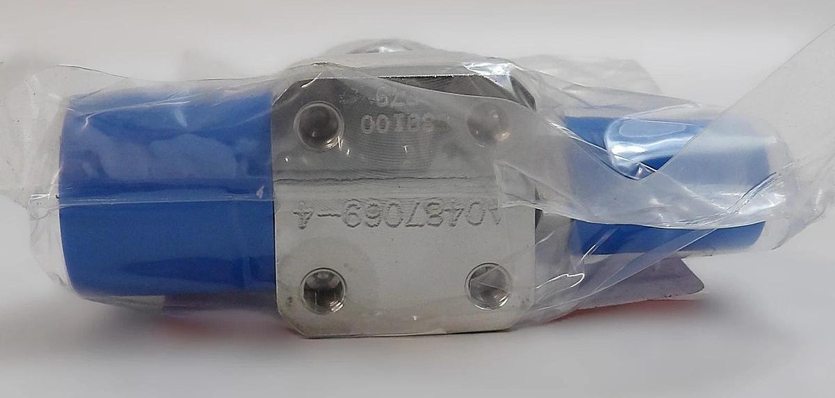 Parker Veriflo 45700041 Diaphragm Valve 930AOPLPNCSFSMF Lot of 2 New