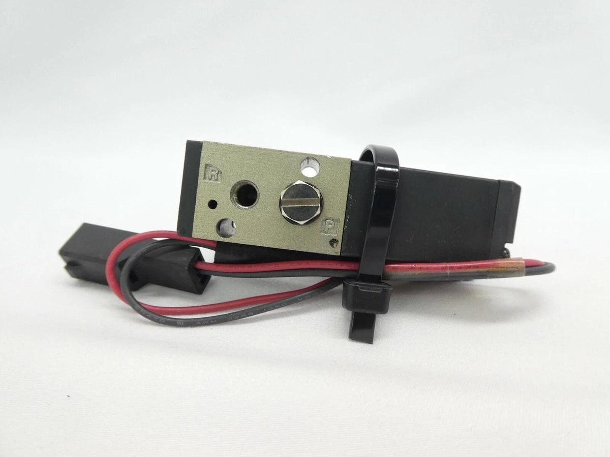 Used SMC VK332-5GS-M5 Solenoid Valve VK332 Lot of 27 Working Surplus