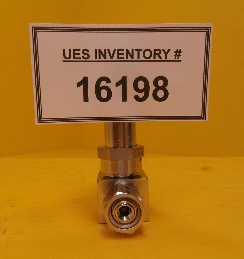 Used Parker Veriflo 44900005-PE High Purity Bellows Valve 4V1-P4K-11AC-SSV-PE Used