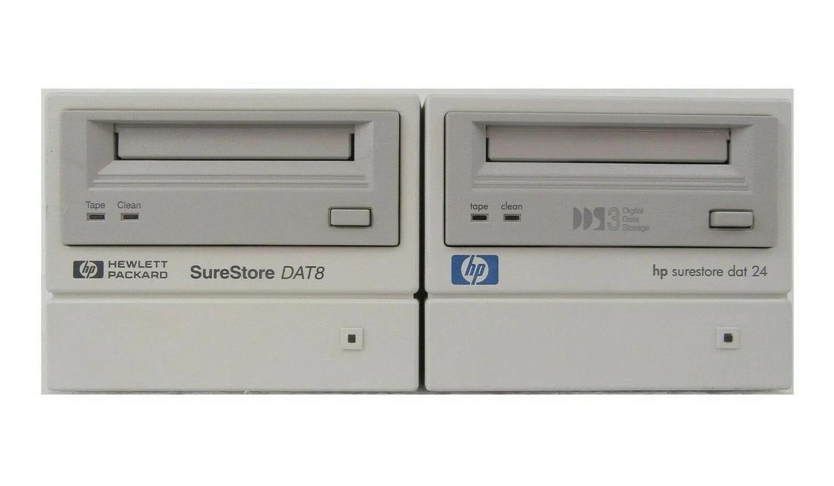 Used HP Hewlett-Packard SureStore Tape Drive DAT8 DAT24 Lot of 2 Hitachi I-900SRT