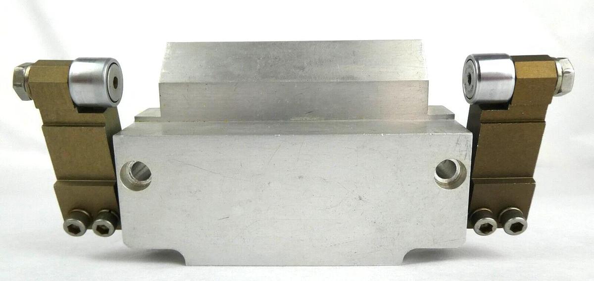 Used AMAT Applied Materials 0010-10265 5000 Cleanroom Slit Valve "S" P5000 Working