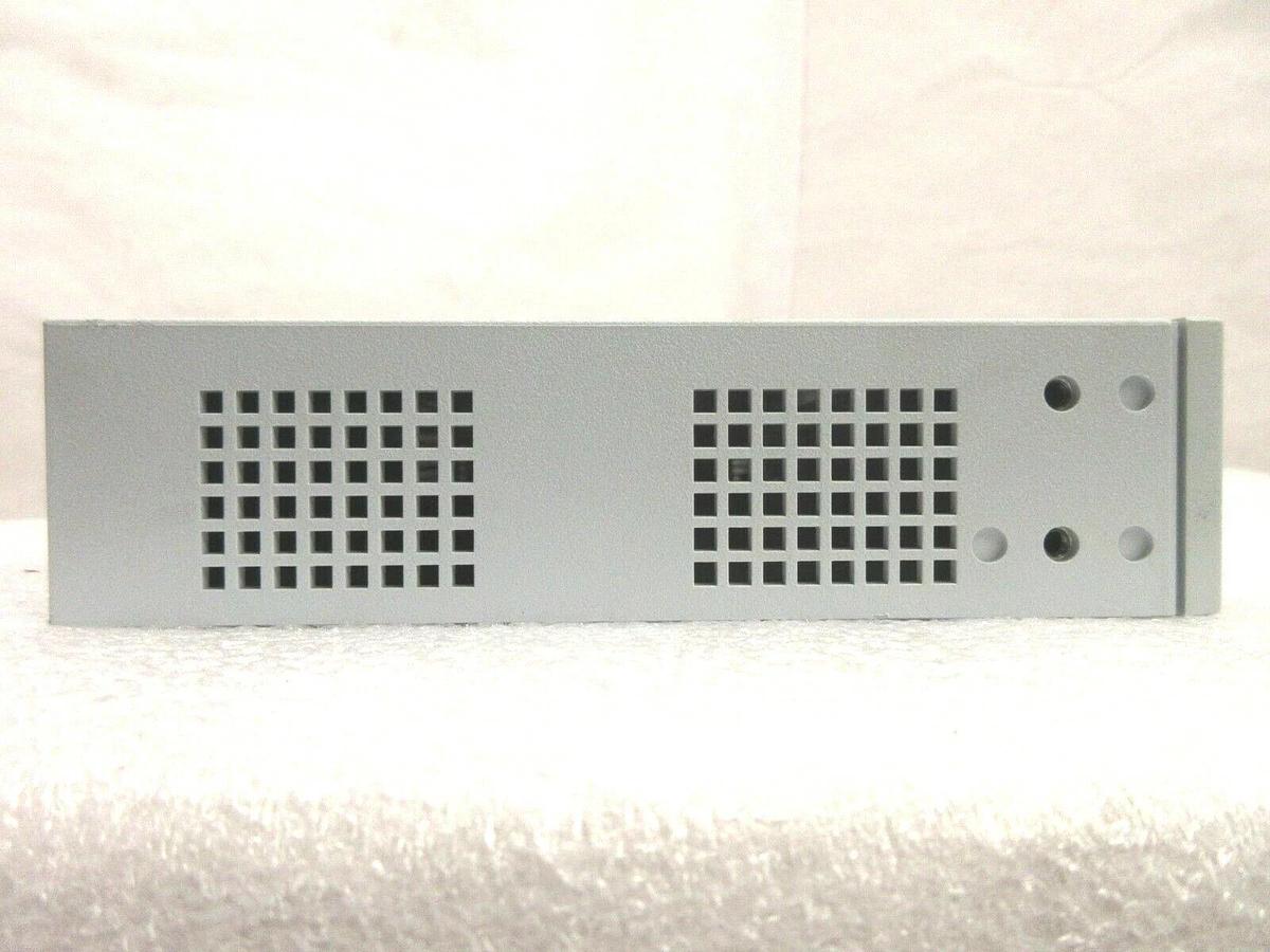 Used 3Com 1647-010-010-2.00 Baseline Switch 2016 3C16470 AMAT Quantum X Used Working