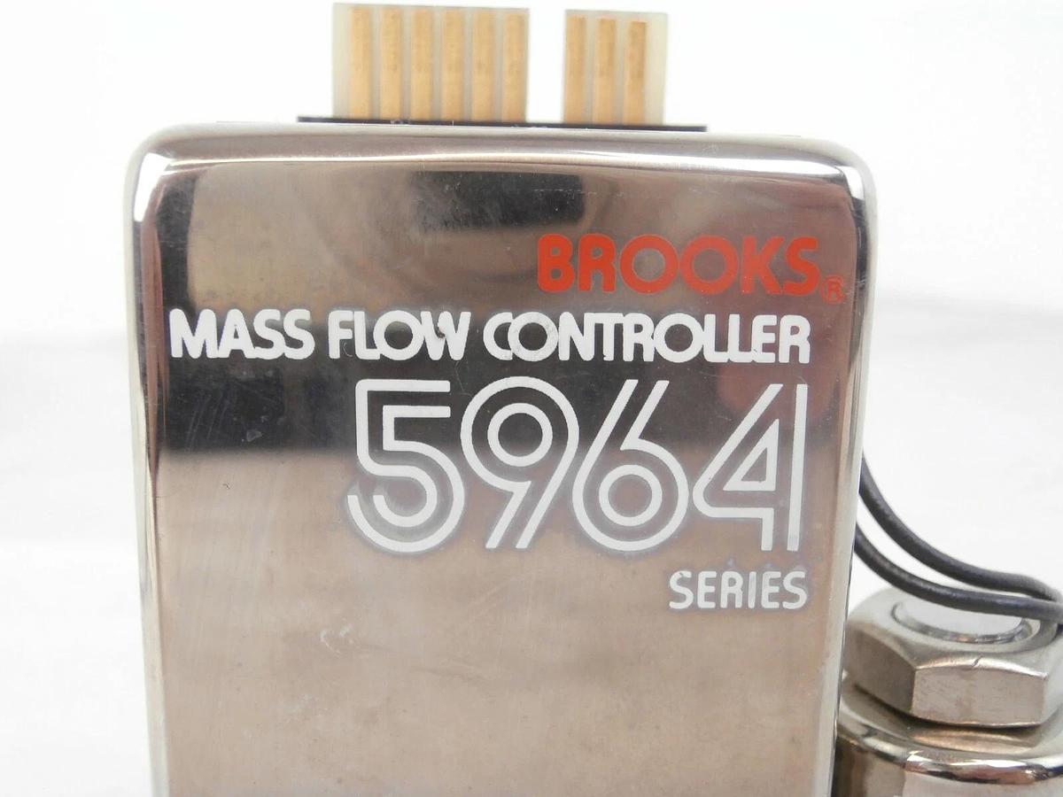 Used Brooks 5964C2MAL25KA Mass Flow Controller MFC Novellus 22-10523-00 Working Spare