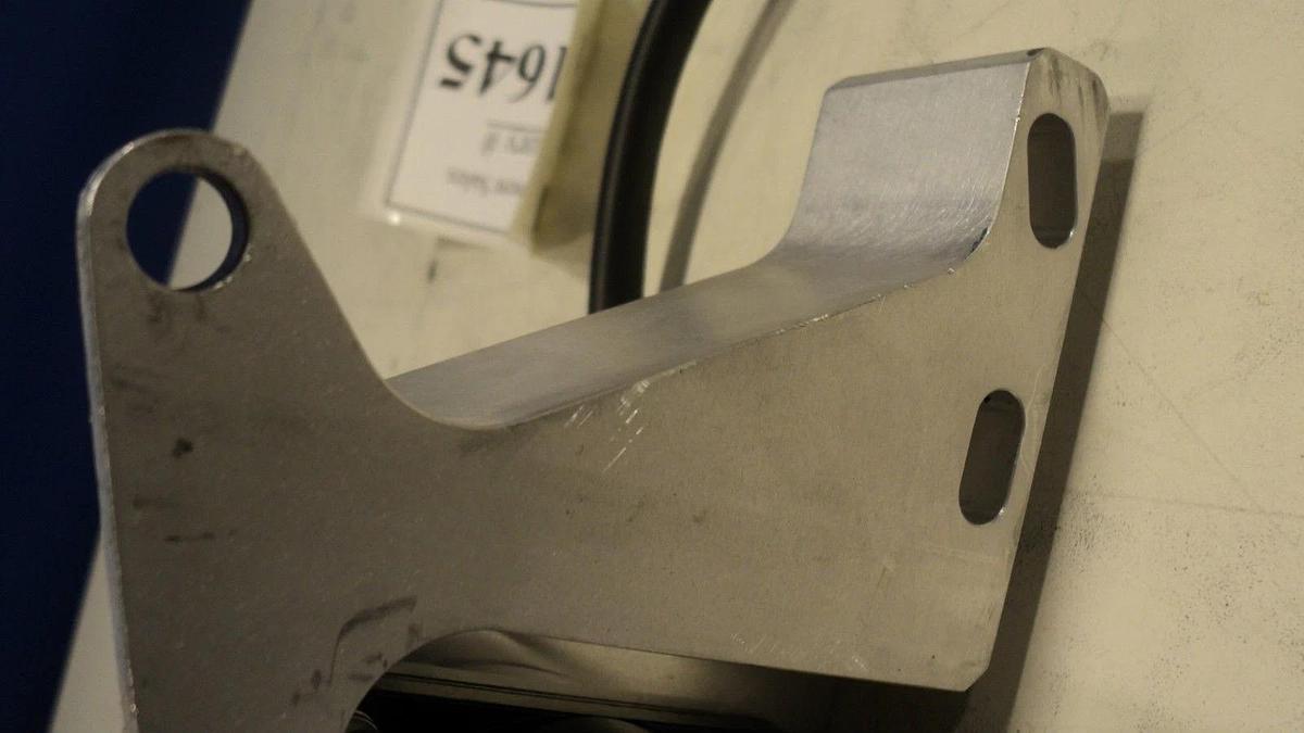 Used Berkeley 100-000-721-01 Servo Motor MTR 300w BRSH W/STD ENCOR.R2 Novells Used