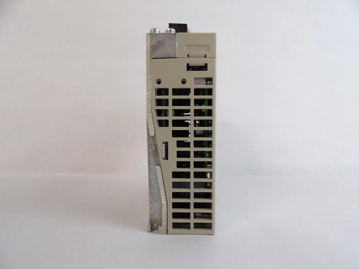 Used Yaskawa Electric SGDS-A3B12A Servo Drive SERVOPACK Lot of 15 Working Spare
