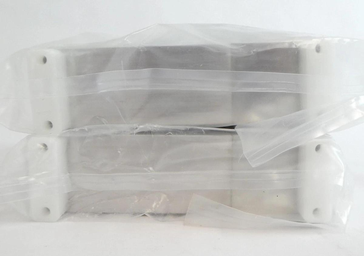 Aera FCPI980CBAXDIDJAA Mass Flow Controller MFC AMAT 0190-34212 Lot of 4 New