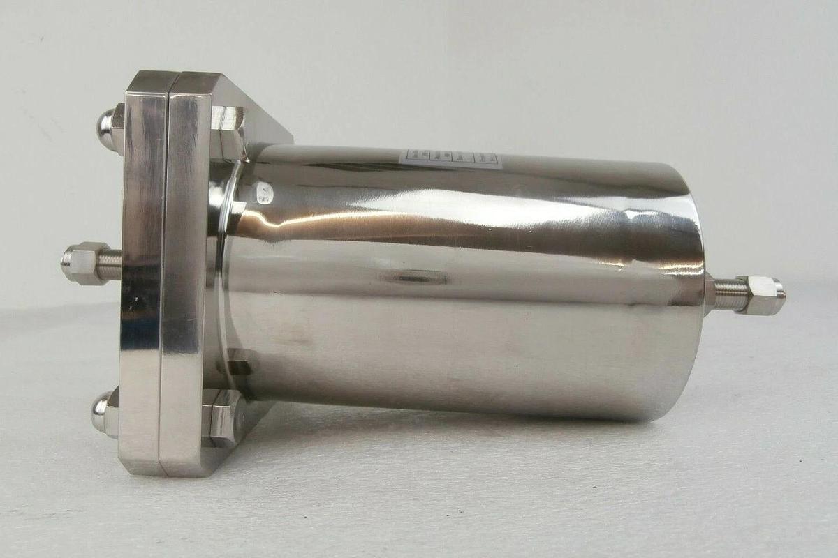 Used Nitta PNP-F100A-AL3C-T Pneumatic Manifold Tank New Surplus