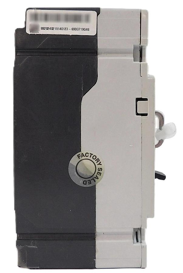 Used Eaton EGS3100FFG 3-Pole Industrial Circuit Breaker E125S Working