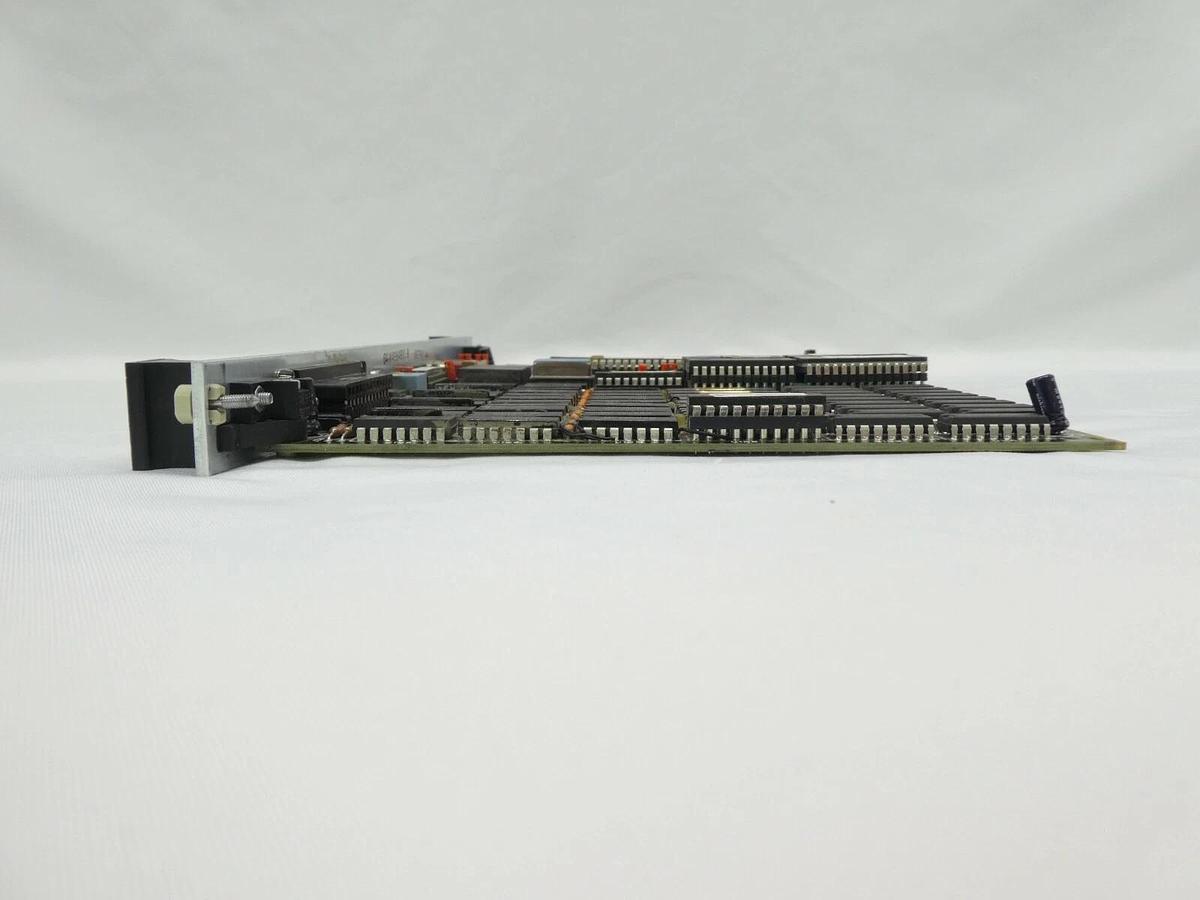 Used Motorola 01-W3293B 02 VME PCB Card MVME 121 Rev. R Working Surplus