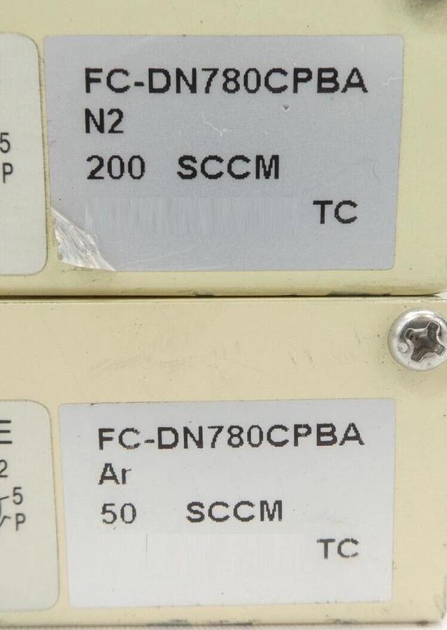 Used AMAT Applied Materials 0010-23660 Mass Flow Controller MFC 300MM-E2 Lot of 2