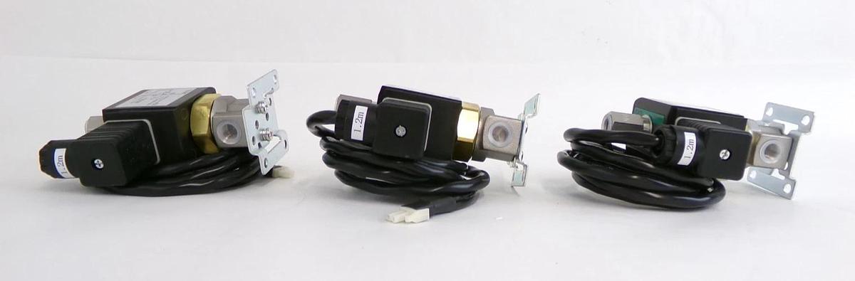 CKD FWG51-8-4-D2G Solenoid Valve Lot of 5 New Surplus