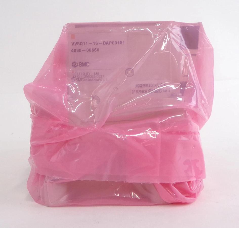 SMC VV5Q11-16-DAP00151 16-Port Pneumatic Manifold AMAT 4060-00866 New Surplus