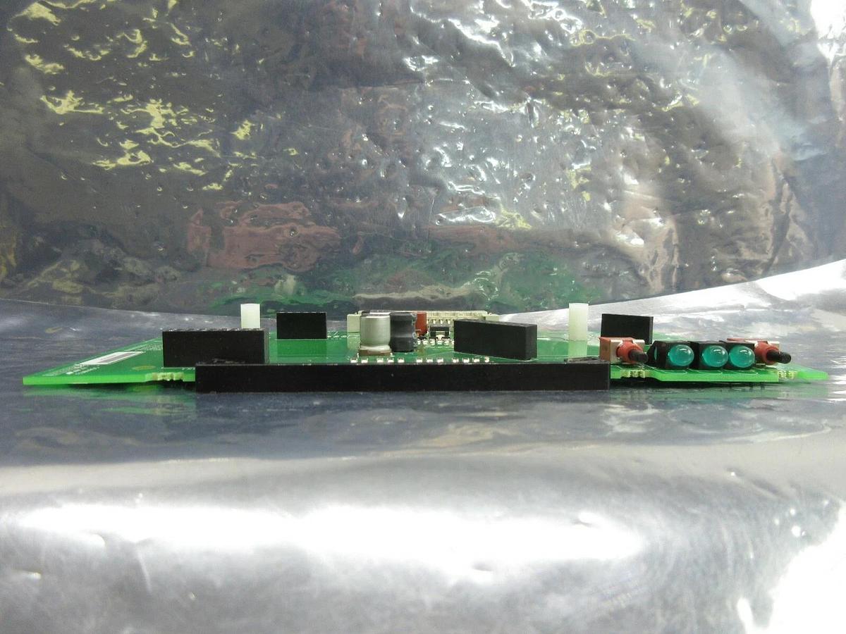 Used Edwards D37215252 Interface Board PCB Used Working