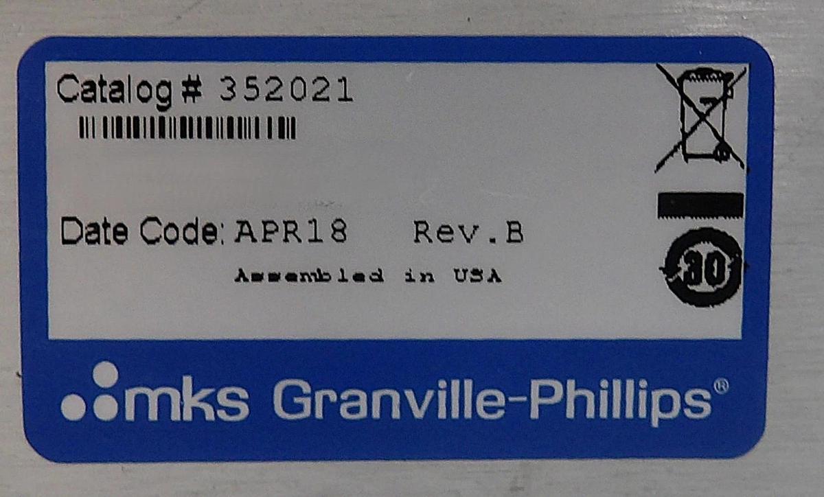 Used Granville-Phillips 352021 Ion Gauge Controller Series 352 MKS Lot of 2 Working