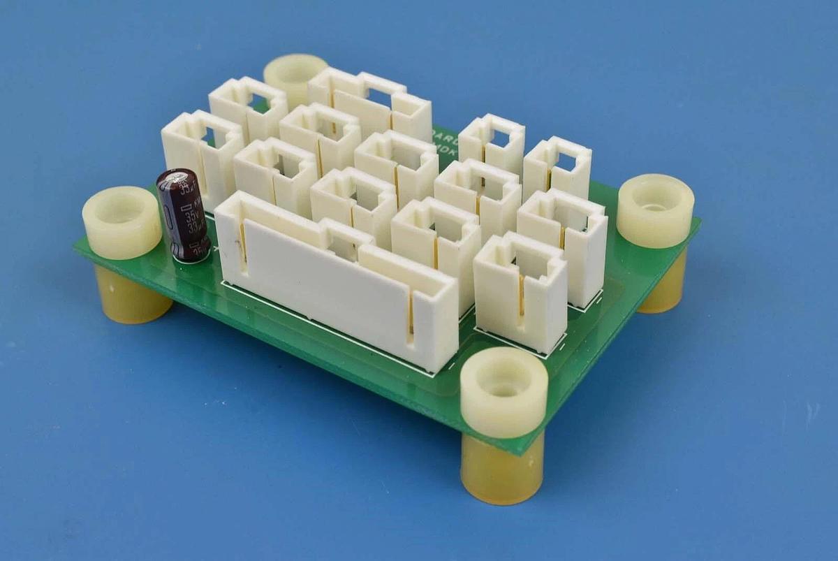 Used Tokyo Electron 1B81-001551 PCB LS CN Board