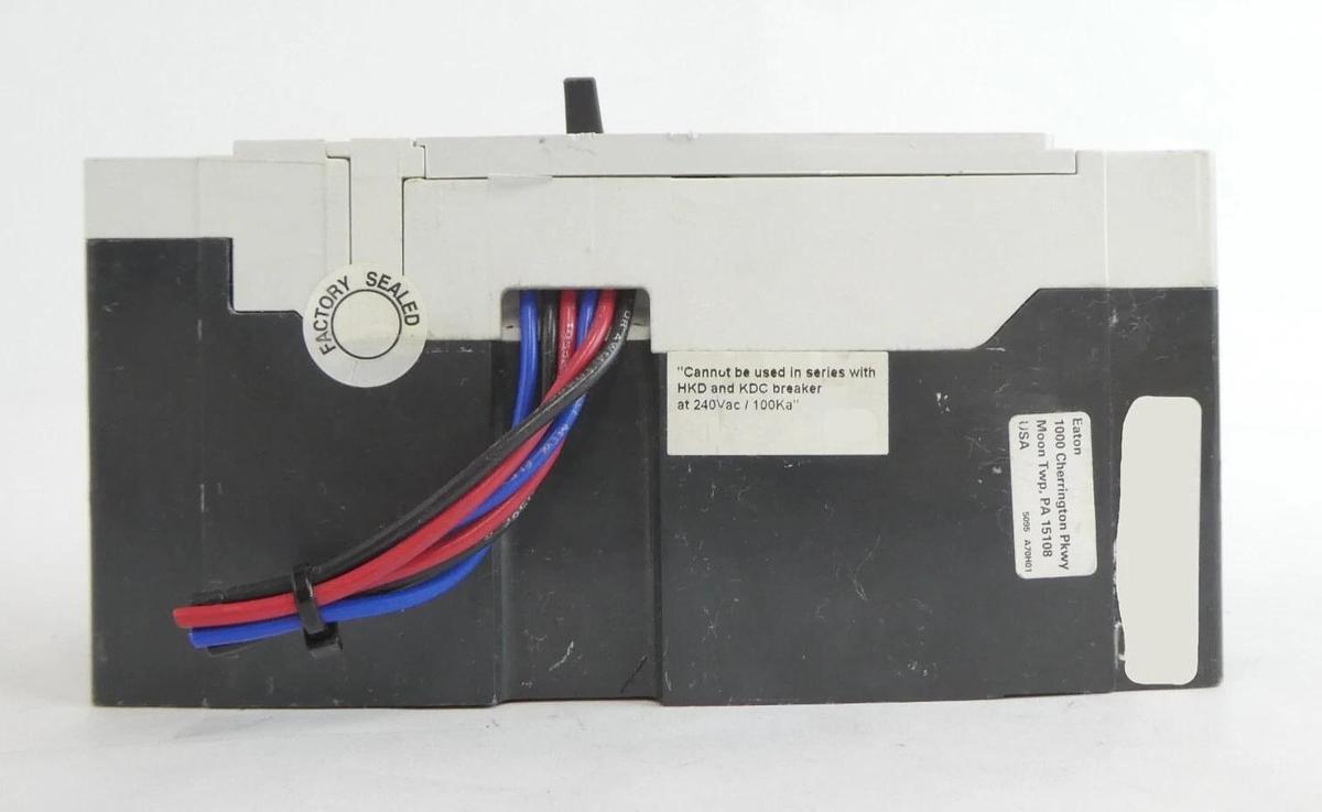 Used Eaton JGE3250NN Industrial Circuit Breaker J250S J250E Lot of 2 Working