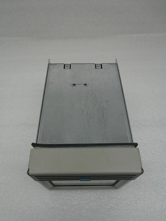 Used Omega RD8804CD Paperless Recorder and Data Acquisition System RD8800 Used
