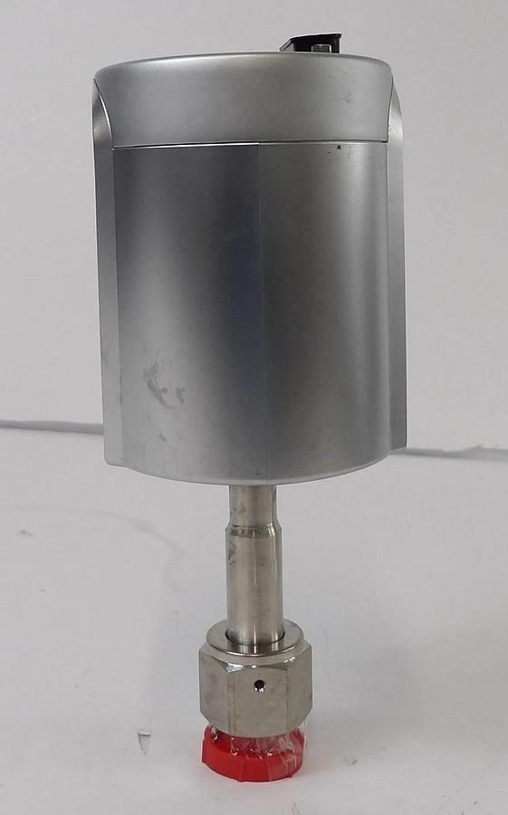 Used MKS Instruments AA02A11TCES41B000000 Baratron Pressure Transducer Working