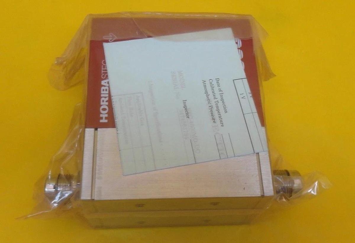 Used Horiba STEC SEC-4600M Mass Flow Controller MFC SEC-4600 100 SLM H2 New