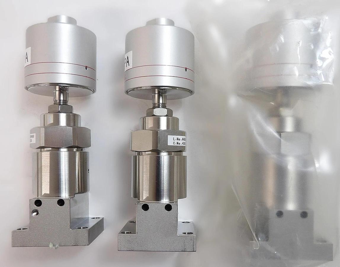 Fujikin 439225 Diaphragm Valve 316L-P Lot of 3 New