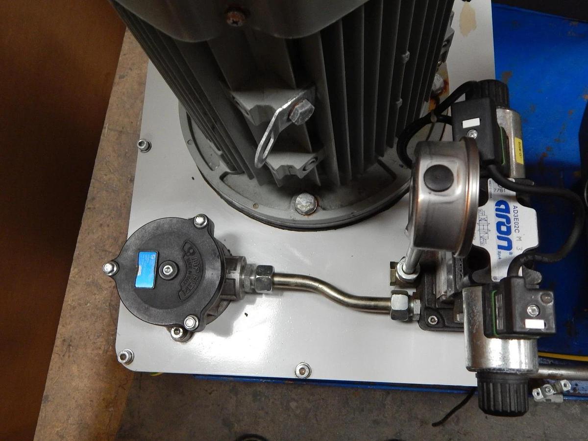 Used AC Motoren JM 132 M-4 Pump Motor Vacuum Assembly JM132M-4 Tested Working Surplus