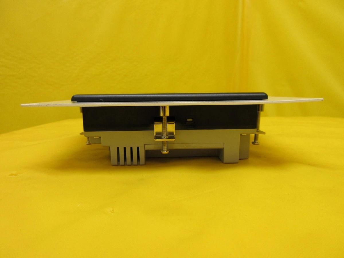Used Omron NT30C-ST141B-E Interactive Display Used Working
