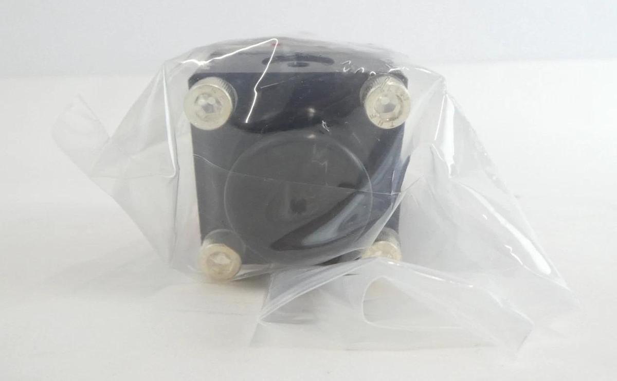MKS Instruments CV-33544 Vacuum Isolation Valve Reseller Lot of 3 New