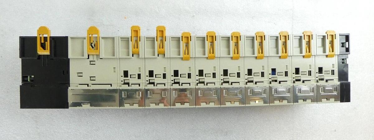 Used Omron SYSMAC Programmable Logic Controller CJ1W-PD025 CJ1G-CPU44H Lot of 2