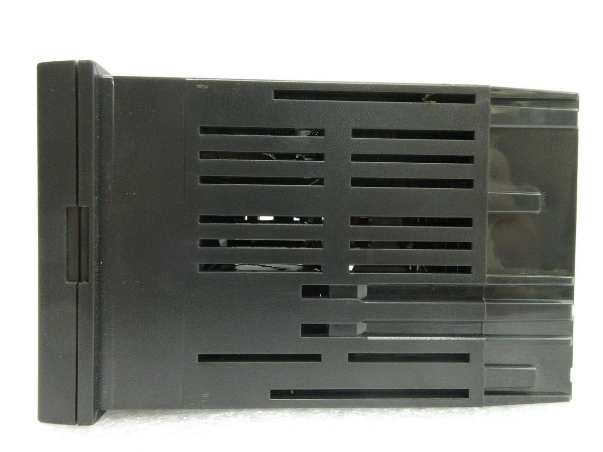 Used RKC Instruments F700FD12-V*CN-NNN-4A Temperature Controller Lot of 2 Used