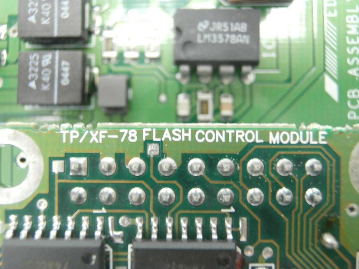 Used Edwards D37208202 Flash Module PCB iQDP Series 801-1047-01 Used Working