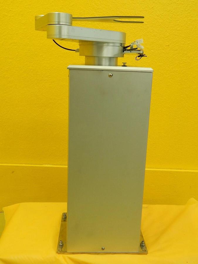 Used Hitachi CR-712 Series Wafer Handling Clean Robot Sanki Missing Sensors As-Is