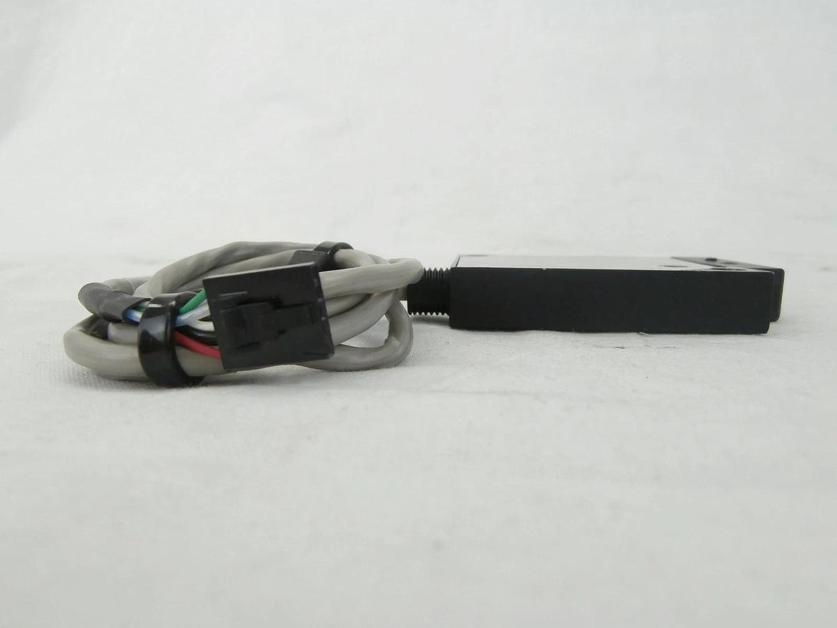 Used Banner SM51RB6 LED Scanner R/H Receiver KLA Instruments 750-657650-02 2132 Used