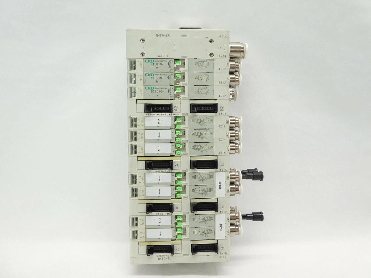 Used CKD N4E0 Series 10-Port Pneumatic Manifold N4E0-ER N4E0-TM1B N4E0-EL Working