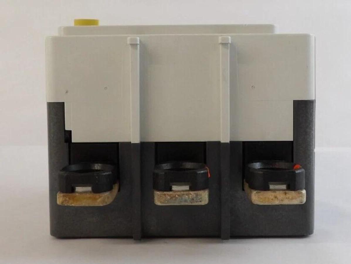 Used Cutler Hammer ELLBN3400W 3Pole Ground Fault Protector 400A 120-480V Working