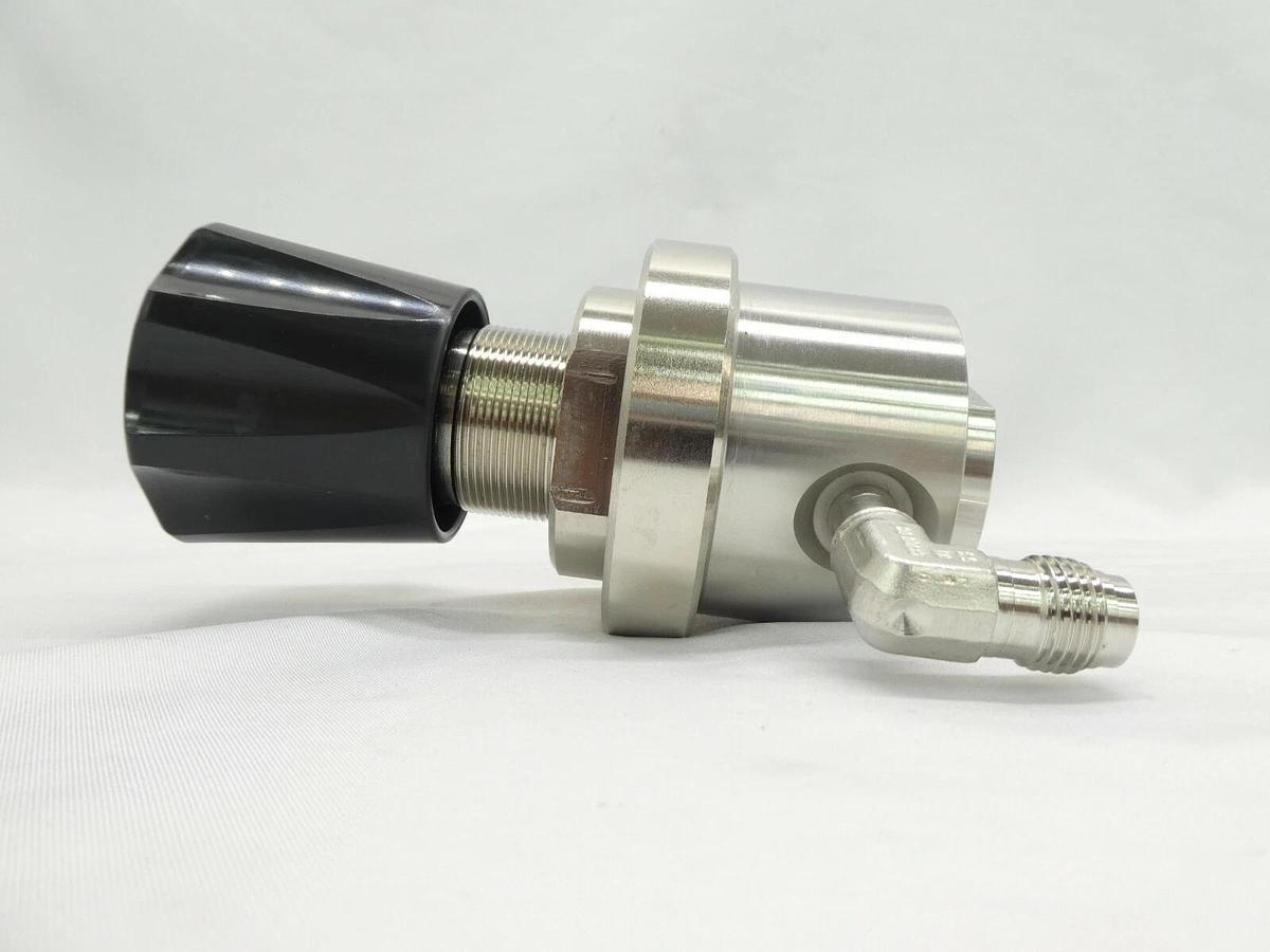 Tescom 44-4660S94-066 Manual Regulator Valve New Surplus