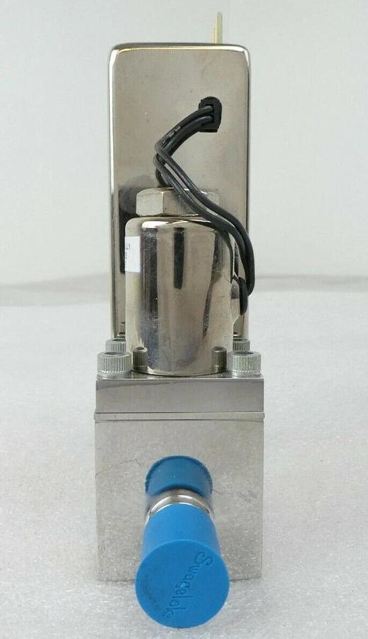 Used Brooks 5964C2MALY5KA Mass Flow Controller MFC Novellus 22-10516-00 Working Spare
