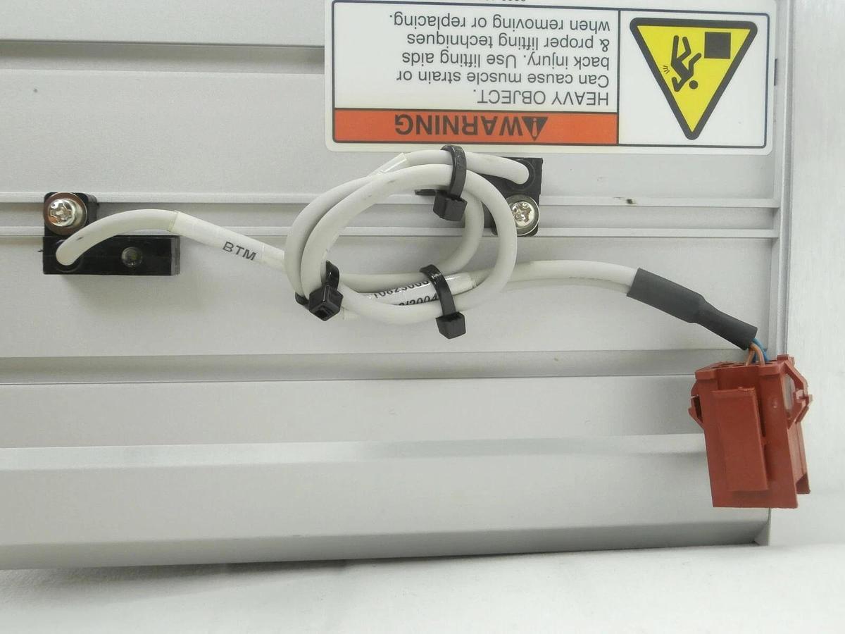 Used SMC US22532 Slit Valve Pneumatic Cylinder with Gate AMAT 0040-41892 Working