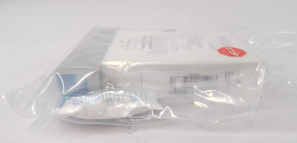 Pivotal 32-05036 Mass Flow Controller MFC 1000 SCCM O2 New Surplus