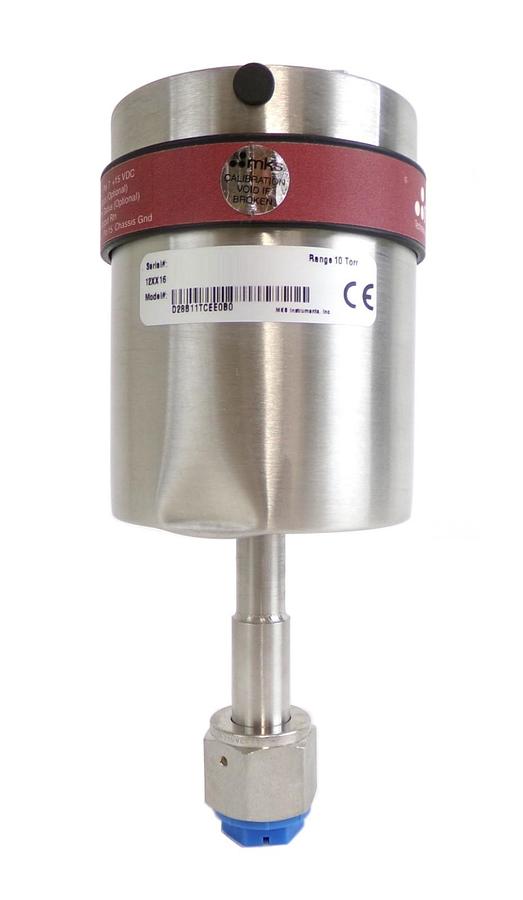Used MKS Instruments D28B11TCEE0B0 Baratron Dual Range Manometer Dented Surplus