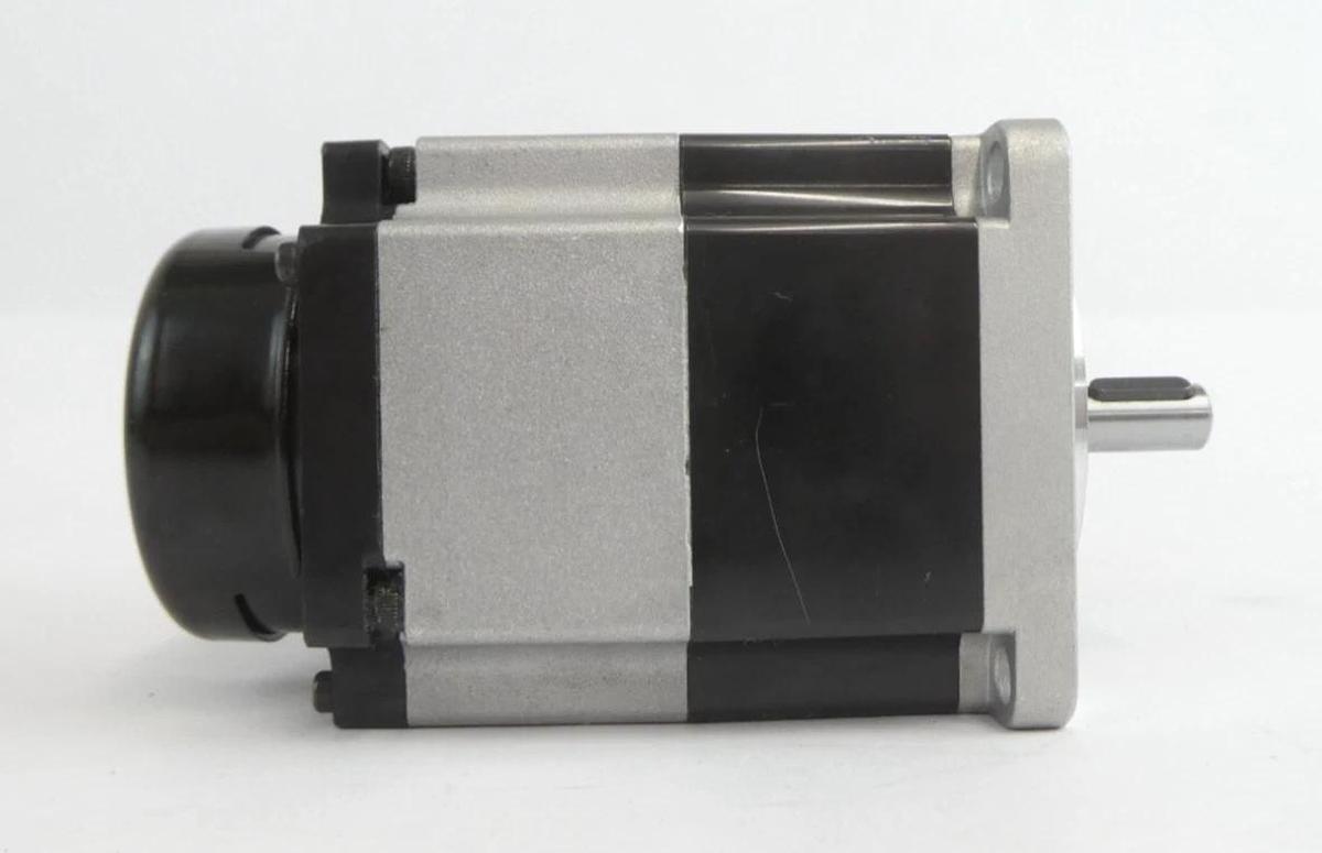 Used Sanyo Denki R2AA06010FCRBMM AC Servo Motor SANMOTION R Reseller Lot of 2 Working