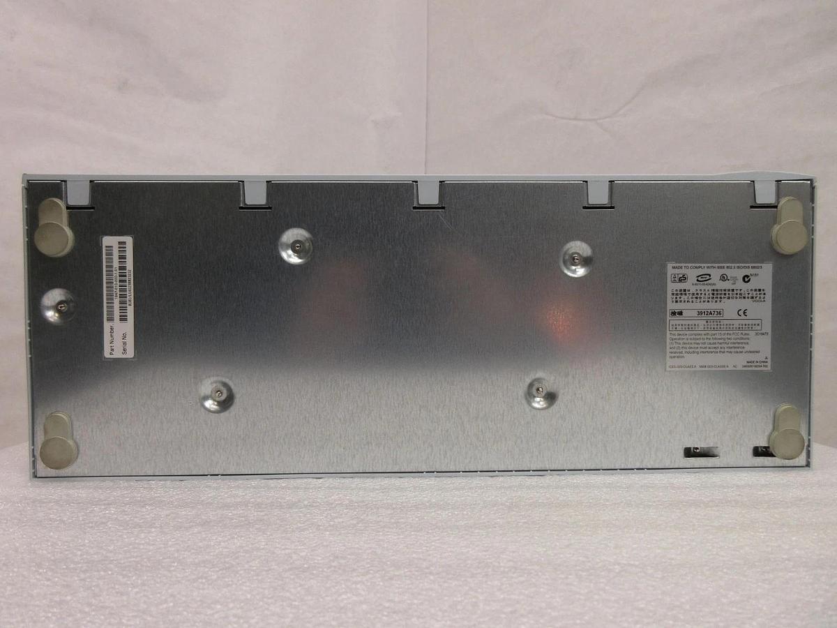 Used 3Com 1647-010-000-1.01 Baseline 10/100 Switch 3C16470 AMAT Quantum X Used