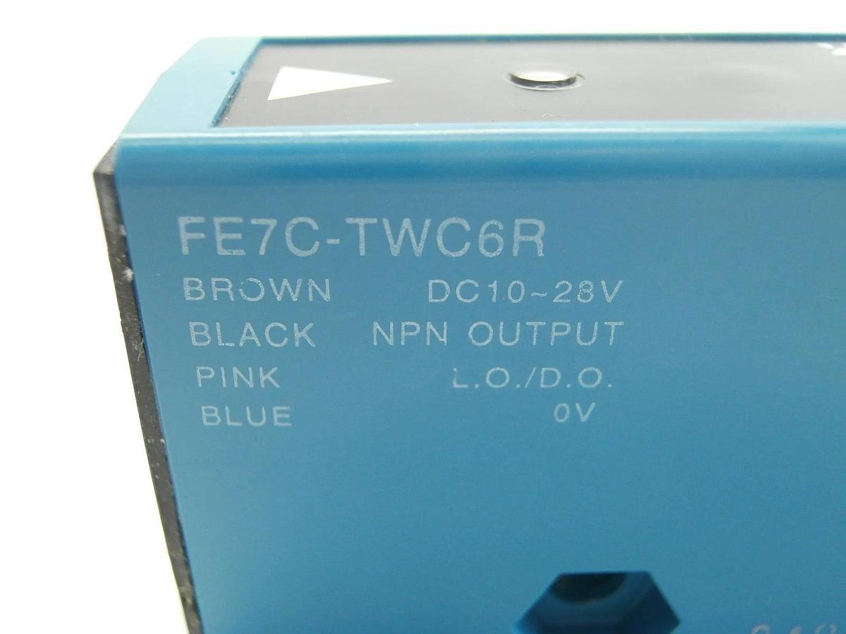Used Yamatake FE7C-TWC6R Photoelectric Sensor Reseller Lot of 4 Used Working