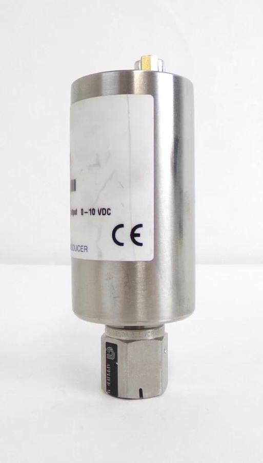 Used MKS Instruments 722B11TCD2FA Baratron Pressure Transducer 722B Lot of 2 Working
