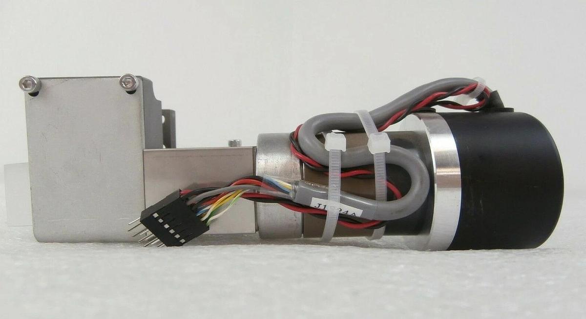 Used Yaskawa UTOPI-020SC Minertia Motor Assembly QM Series UGQMEM-01SNQ71 NSR Working
