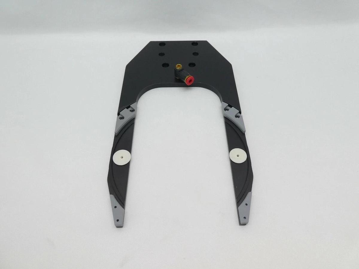 Varian Semicoductor VSEA V82850001 Pick Assembly 125mm Reseller Lot of 4 New