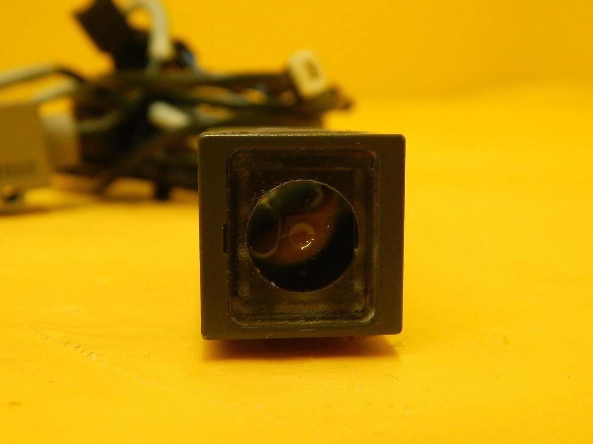 Used Omron E3L-2DC4 Photoelectric Switch Reseller Lot of 4 Used Working